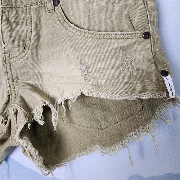 NWT One Teaspoon for Free People Militaire Bonitas Distressed Shorts | Womens 26 - Picture 3 of 12